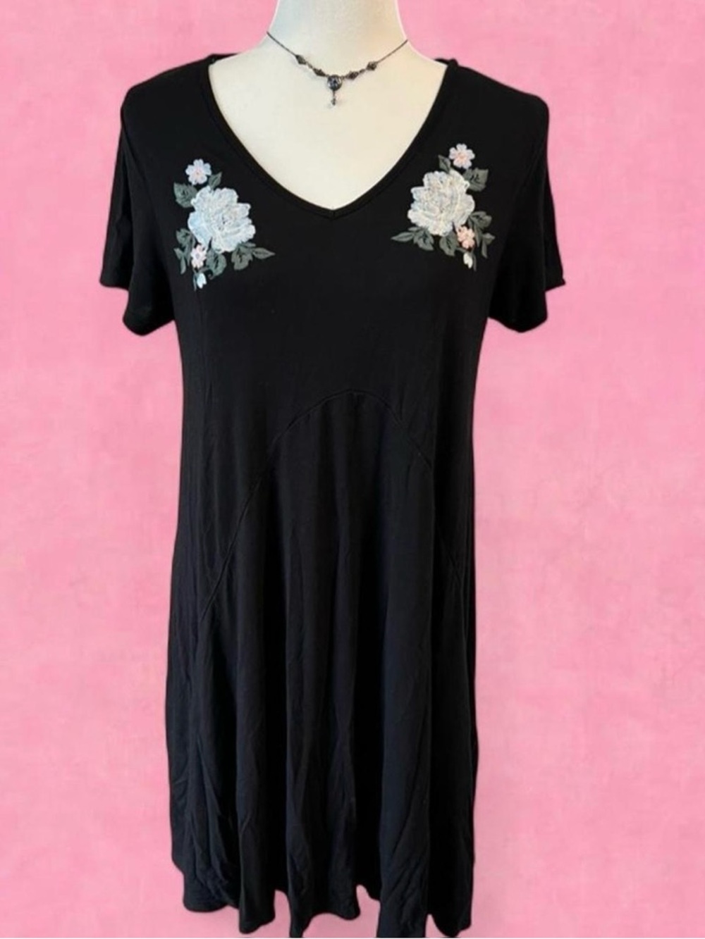 Alya Black V-Neck Midi Dress with White Floral Embroidery
